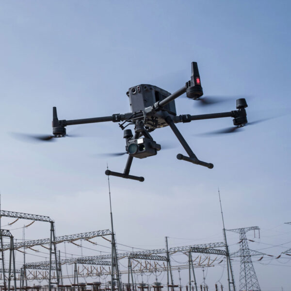 DJI Matrice 350 RTK | Dron profesional para topografía e inspección de precisión - Imagen 3
